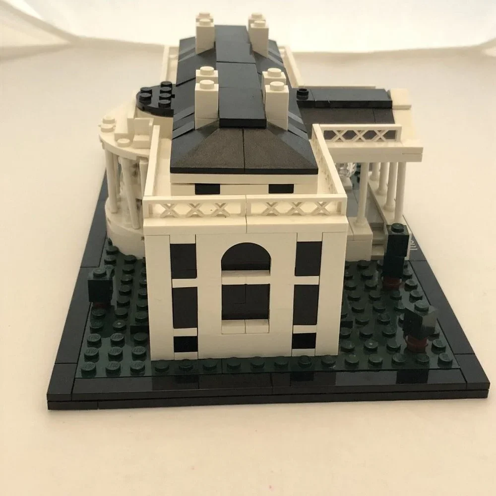 Lego Architecture White House 21006 Built Missing Flag